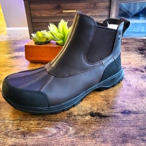 Men Ugg winter Chelsea boots